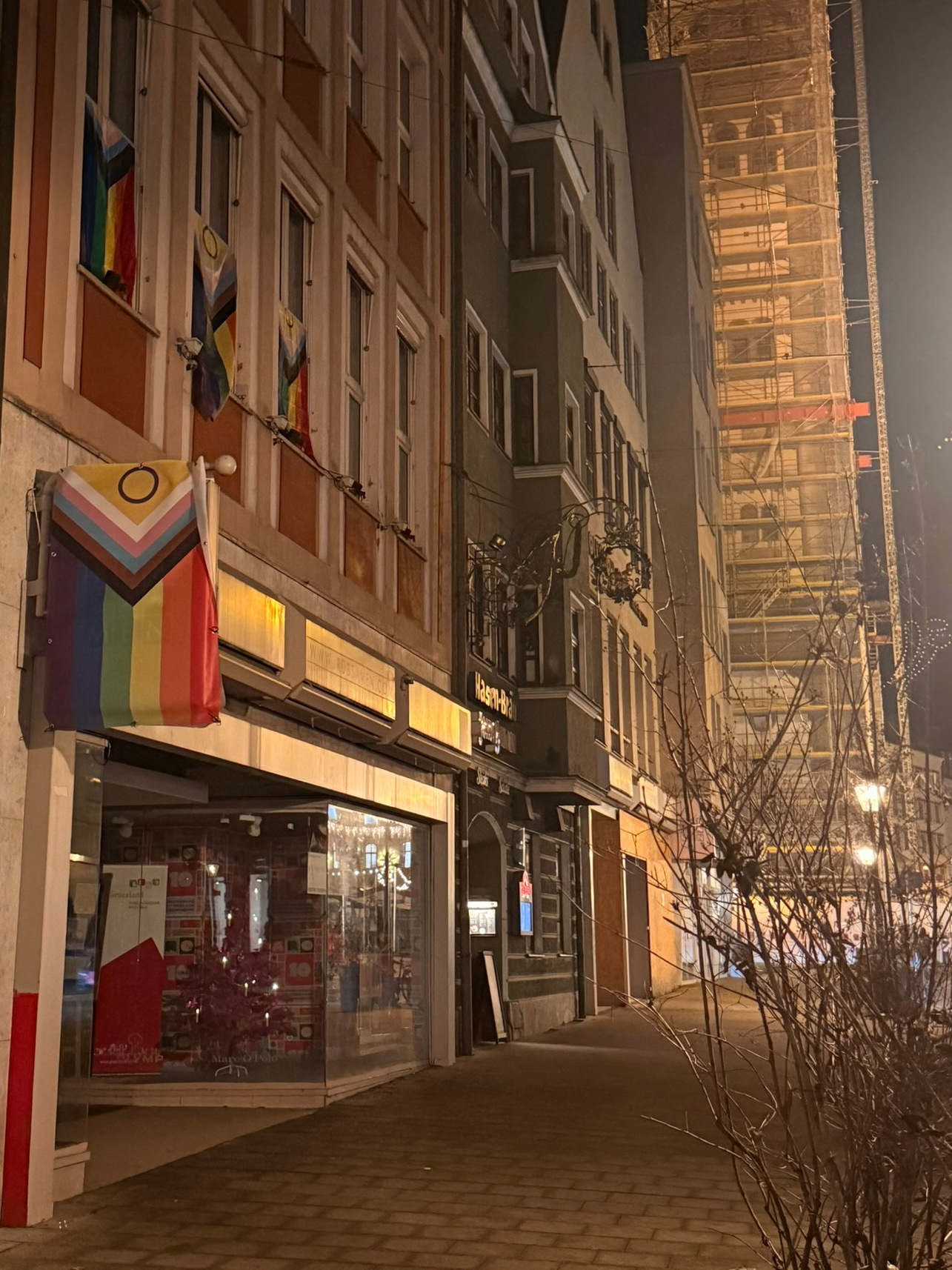 Foto des Gebäudes in dem das queerfeministische Popup-Zentrum ist